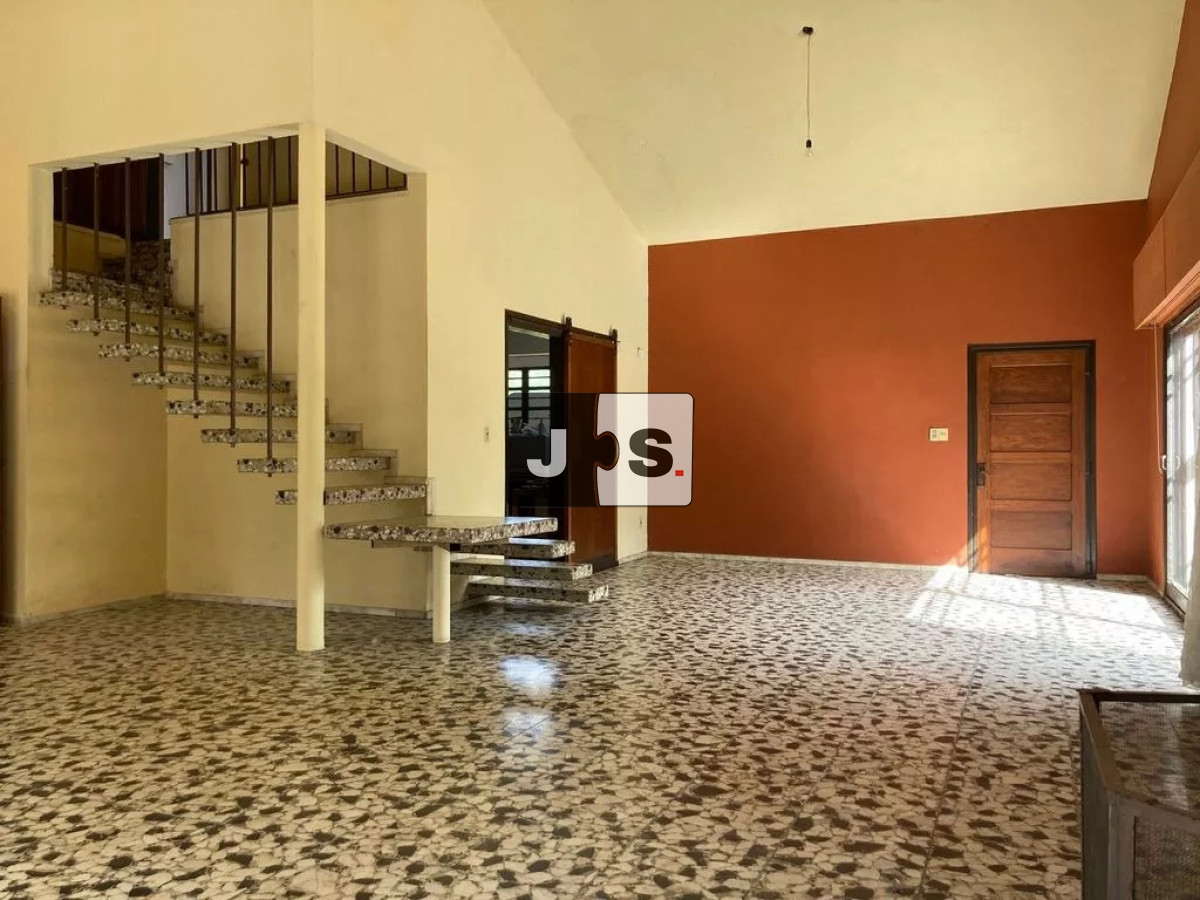 Casa ID.84 - Alquiler Casa 5 dormitorios Carrasco Sur