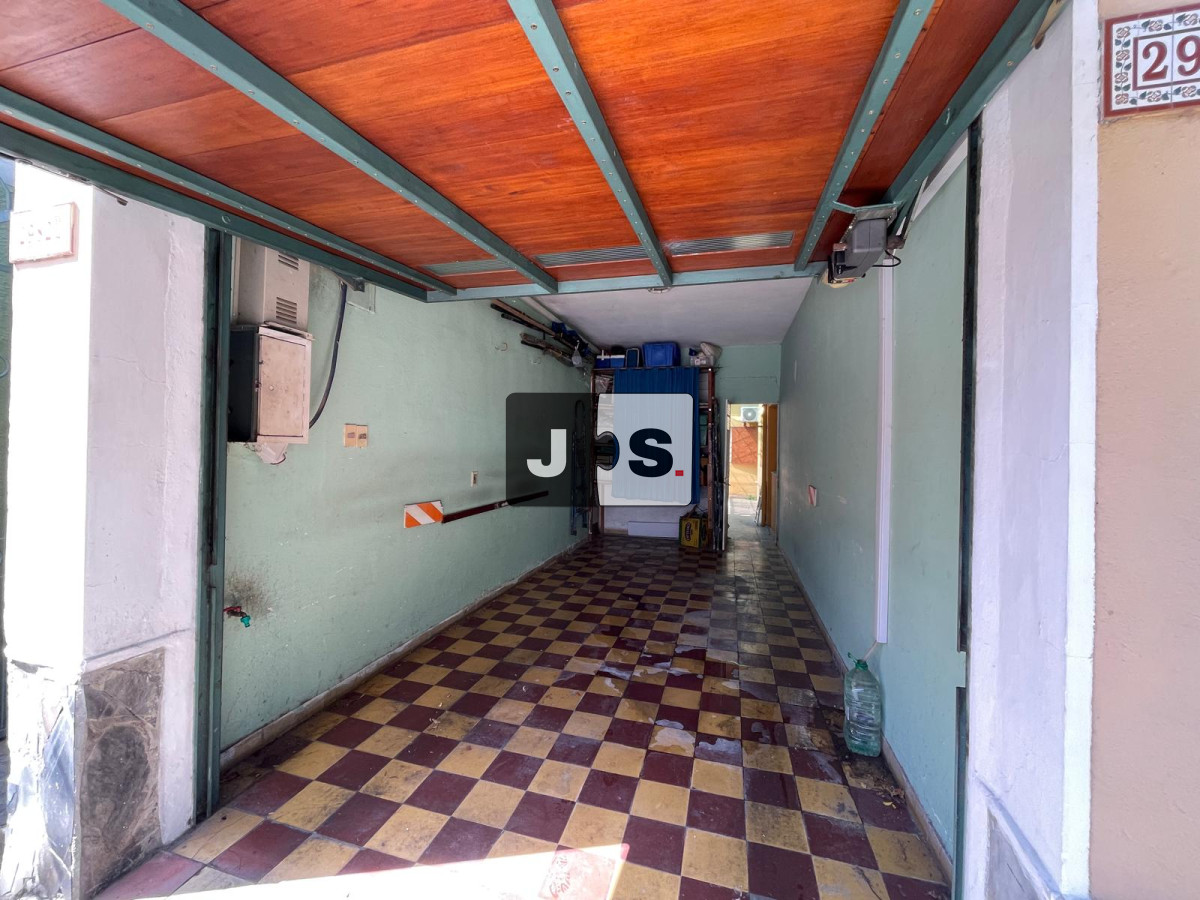 Casa ID.3238 - Venta Casa 2 Dormitorios, 1 baños, Parrillero, Patio interno, Lavero La Blanqueada 