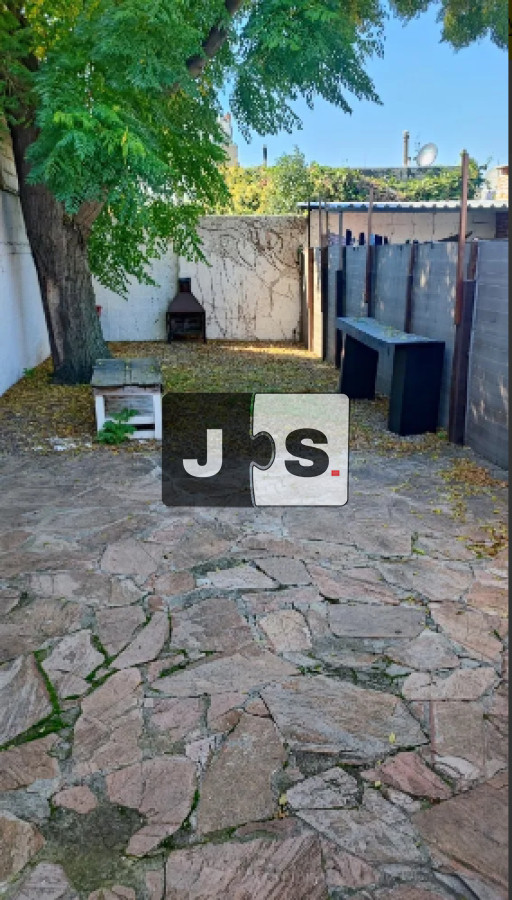 Casa ID.3639 - Alquiler Casa 4 dormitorios, Reducto
