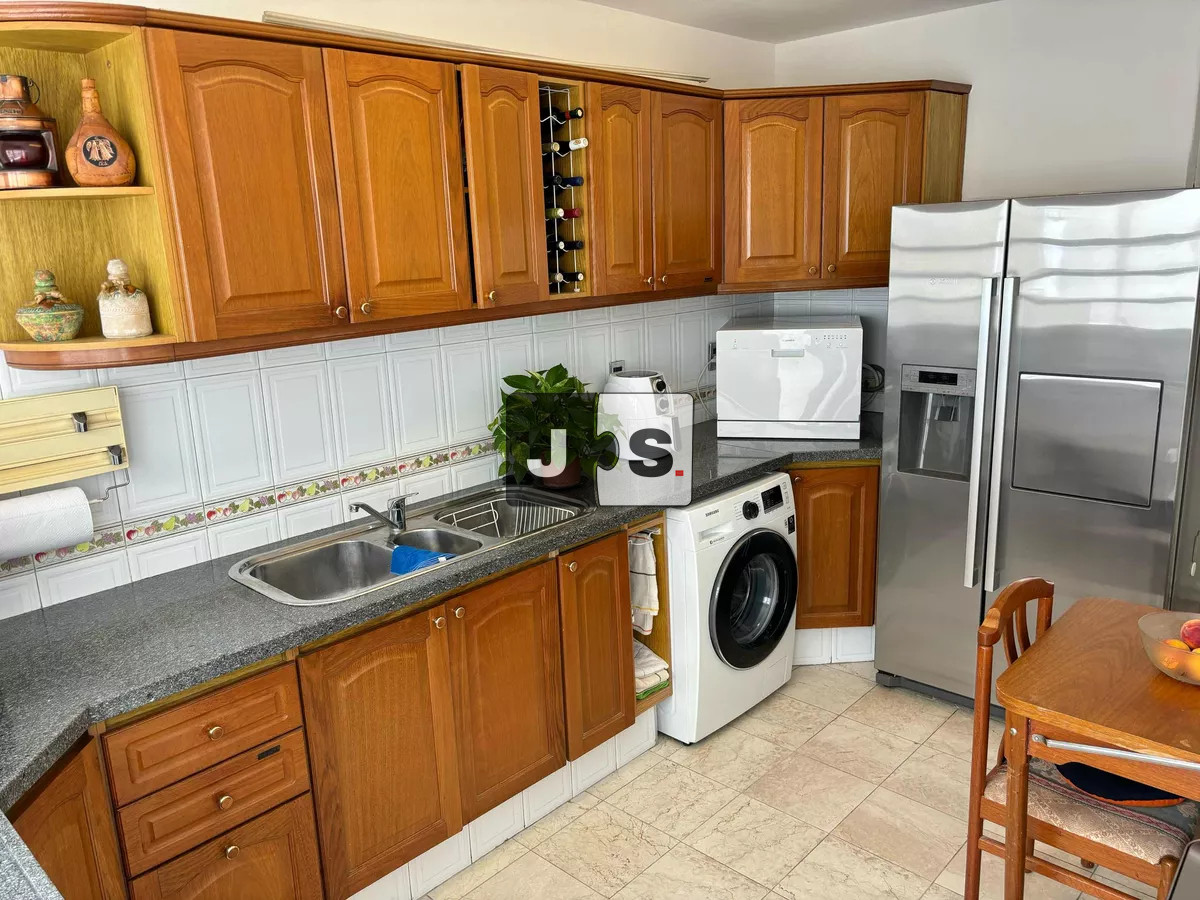Casa ID.2826 - Venta casa, 3 Dormitorios, 2 Baños, Parque Rodo