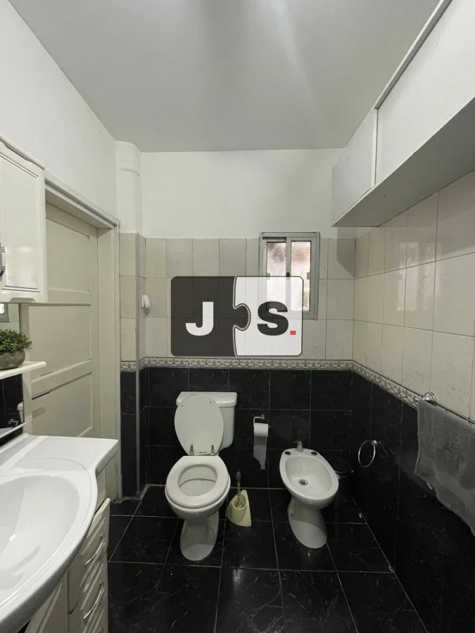 Casa ID.3627 - Venta Casa PH, 4 Dormitorios, 2 Baños, Garaje para 2 Autos, Punta Gorda