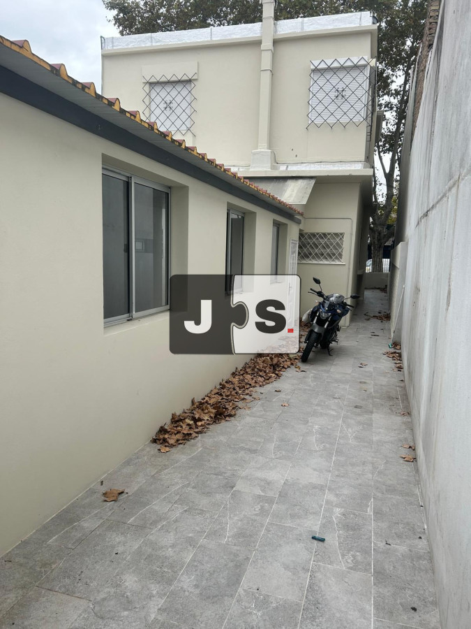 Casa ID.1732 - Alquilo casona de 9 dormitorios en Av 8 de Octubre 