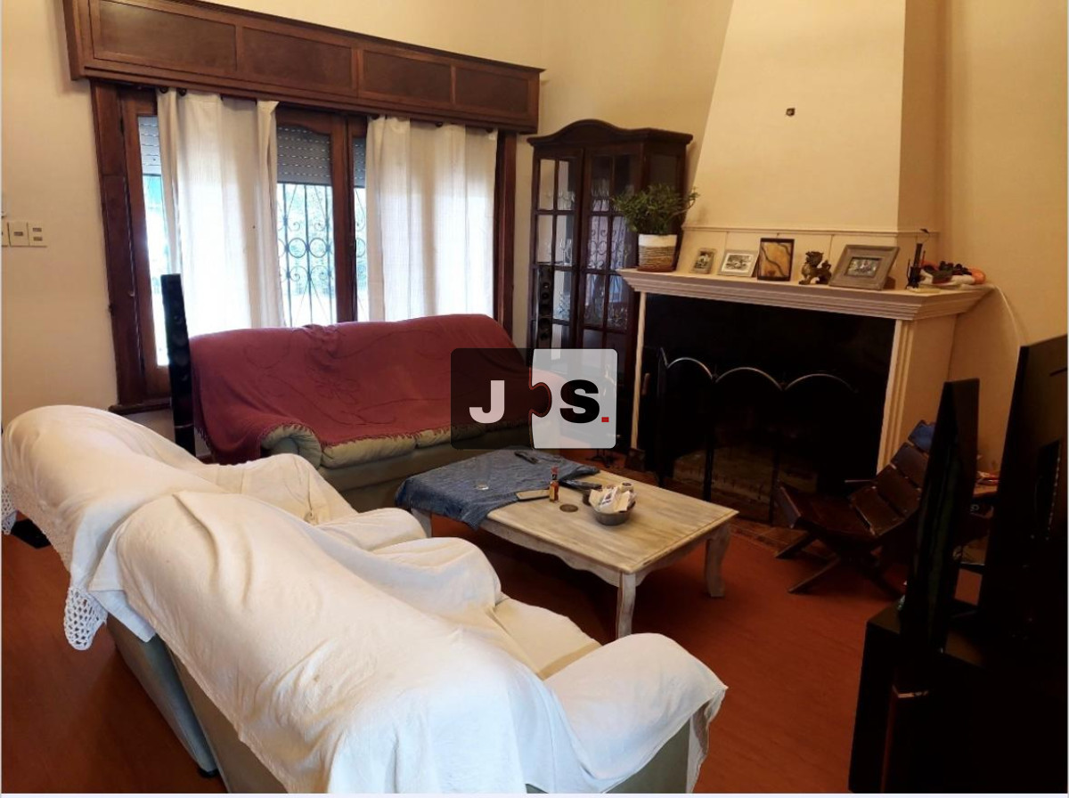 Casa ID.2076 - Venta casa 2 dormitorios más apartamento Lagomar 
