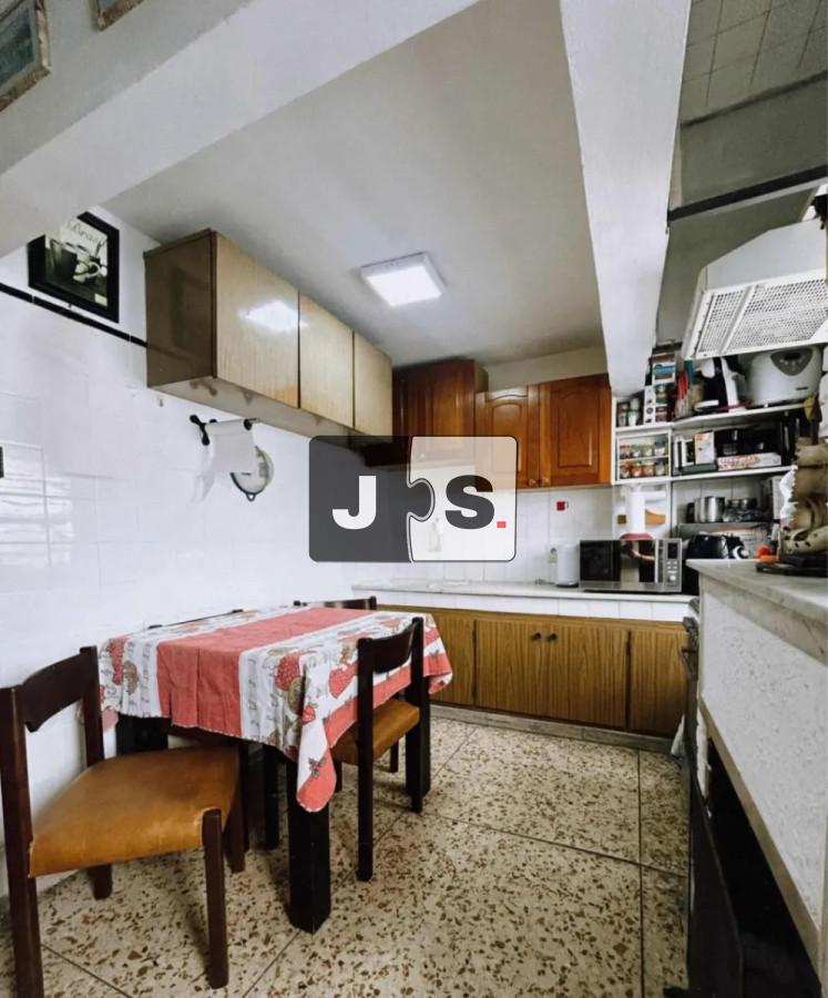 Casa ID.3999 - Alquilo casa PH de 3 dormitorios, La Comercial