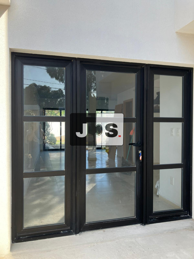 Casa ID.2067 - Venta casa 3 dormitorios Shangrila sur 