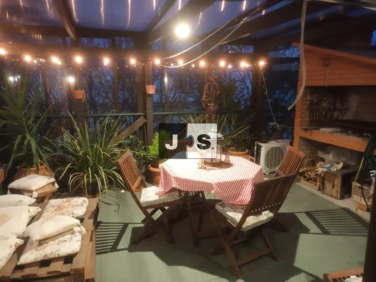 Casa ID.2813 - Vendo casa 4 dormitorios Parque rodó
