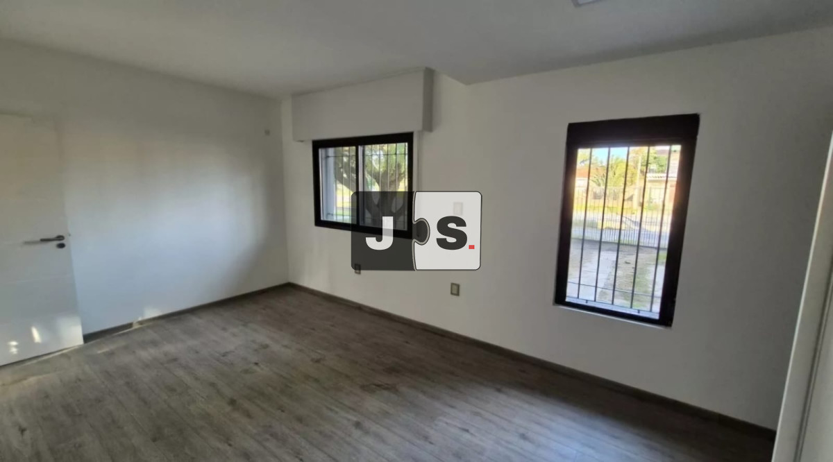 Casa ID.1580 - Venta casa 3 dormitorios El Bosque Canelones