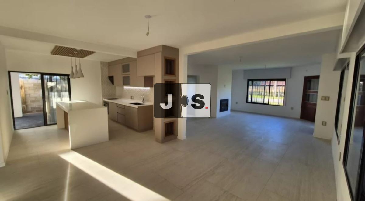 Casa ID.1580 - Venta casa 3 dormitorios El Bosque Canelones