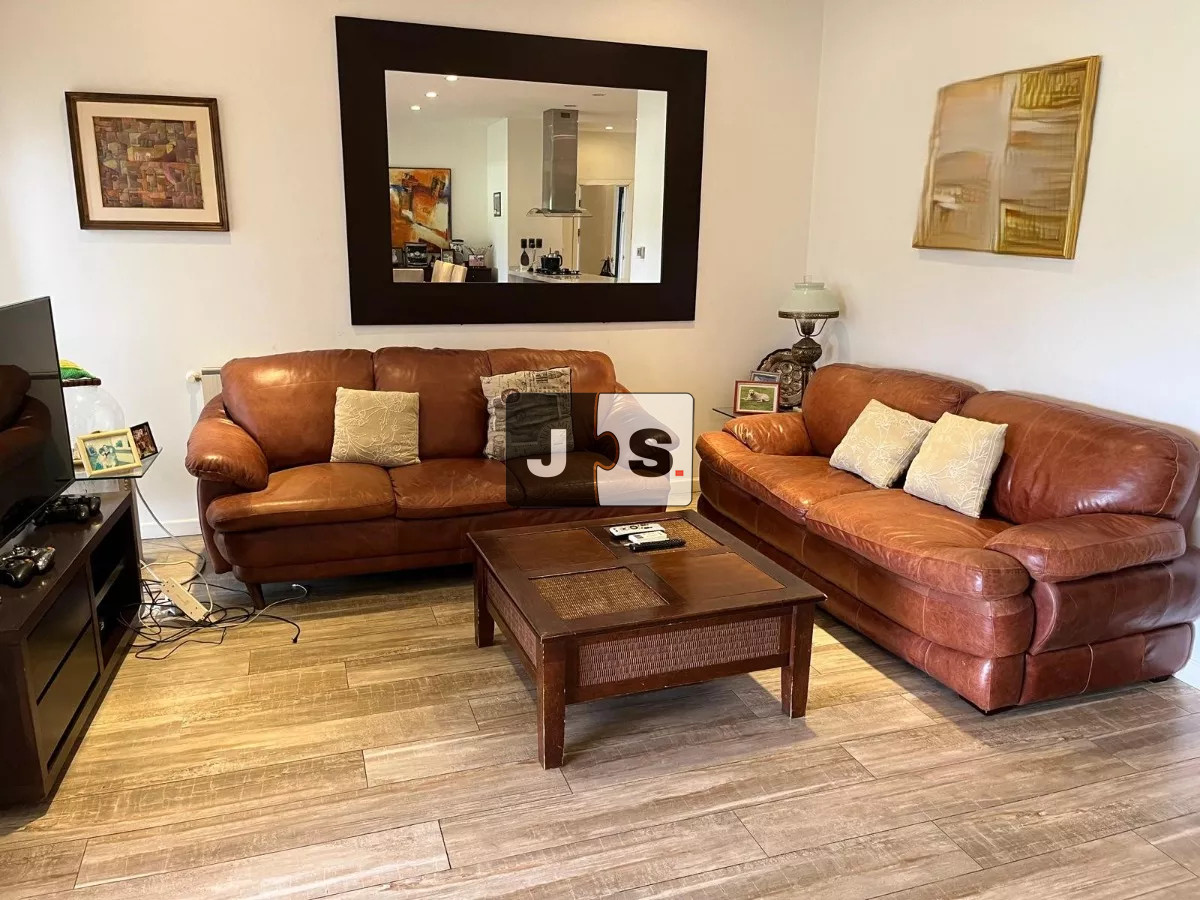 Casa ID.2113 - Venta casa 4 dormitorios Viñedos de La Tahona