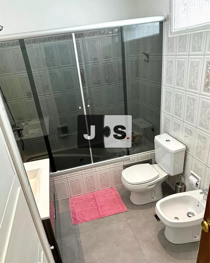 Casa ID.2826 - Venta casa, 3 Dormitorios, 2 Baños, Parque Rodo