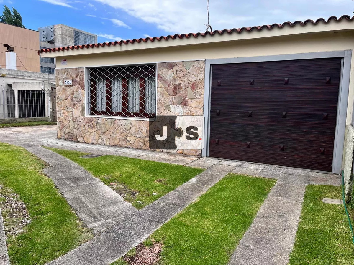 Casa ID.3274 - Venta Casa 3 Dormitorios, 2 baños, Piscina, Barbacoa, Malvin