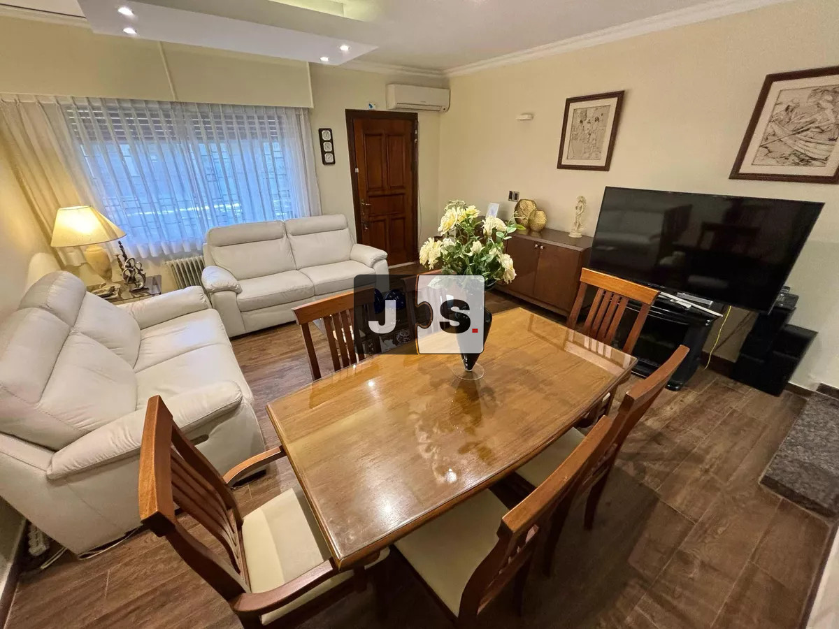 Casa ID.2826 - Venta casa, 3 Dormitorios, 2 Baños, Parque Rodo