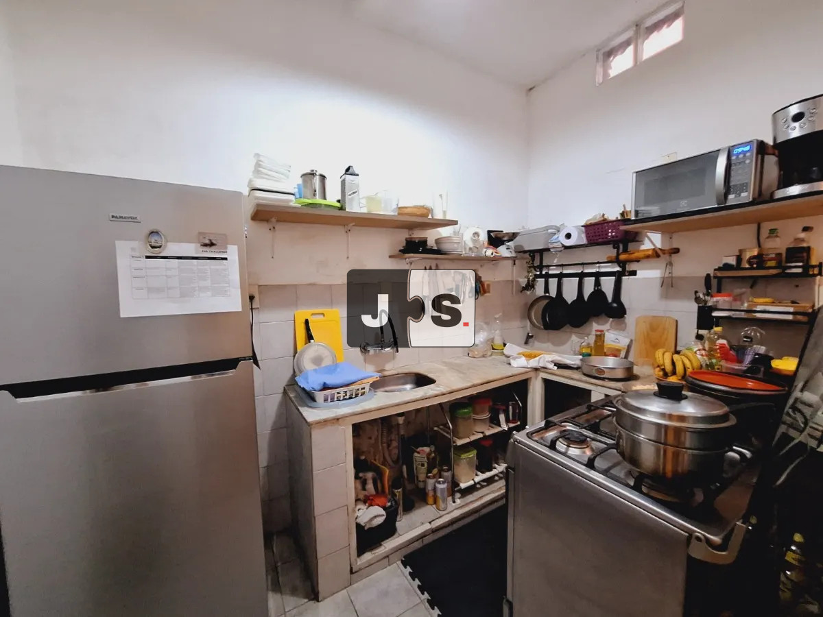 Casa ID.3745 - Vendo casa de 3 dormitorios en Pocitos Nuevo con azotea y cochera