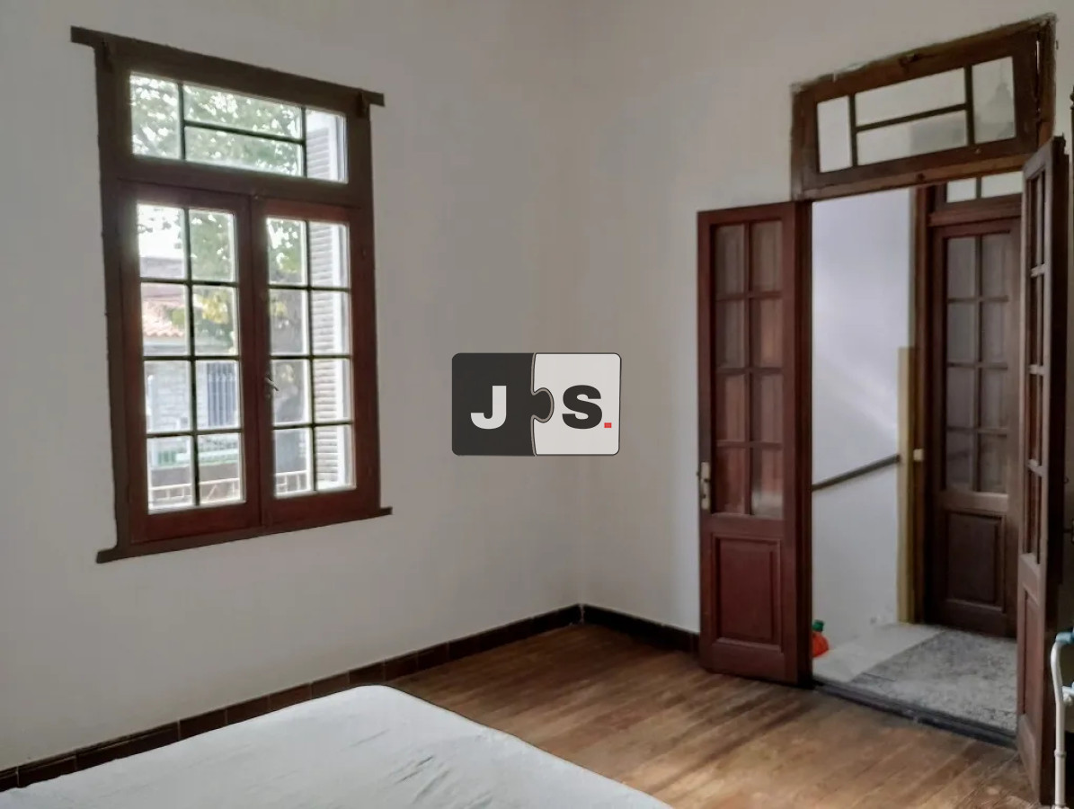 Casa ID.3752 - Vendo casa de 2 dormitorios en el Prado con cochera y jardín