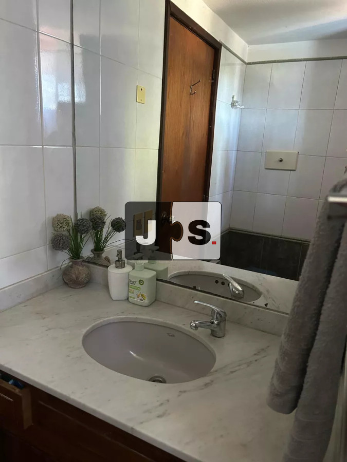 Casa ID.2890 - Alquilo casa de 4 dormitorios en la zona de Parque Miramar 