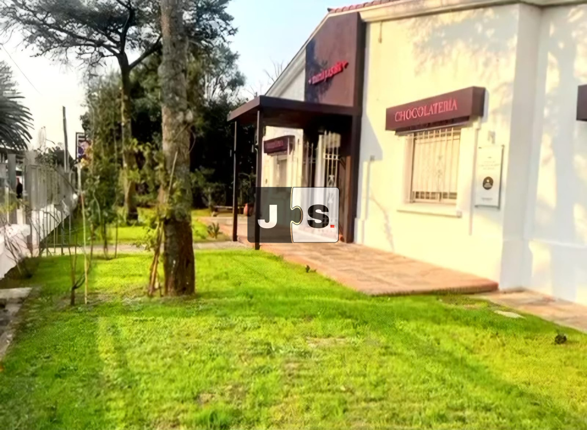 Casa ID.3789 - Venta casa 4 dormitorios Carrasco Montevideo