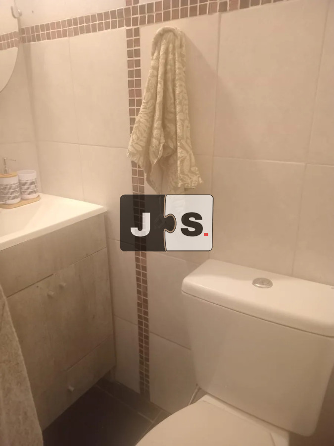 Casa ID.3627 - Venta Casa PH, 4 Dormitorios, 2 Baños, Garaje para 2 Autos, Punta Gorda