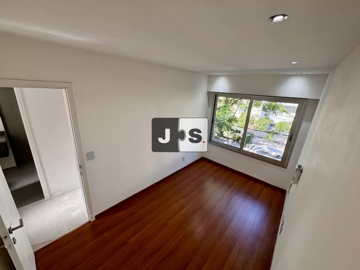 Casa ID.3313 - Alquilo casa 3 dormitorios en Pocitos Nuevo con cochera