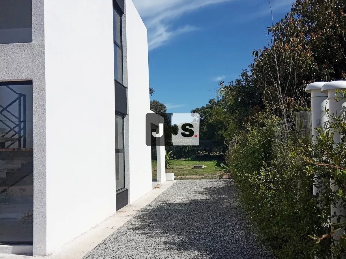 Casa ID.1277 - Casa a Estrenar Punta de Chileno 4 dormitorios 2 baños Punta de Chileno, Maldonado