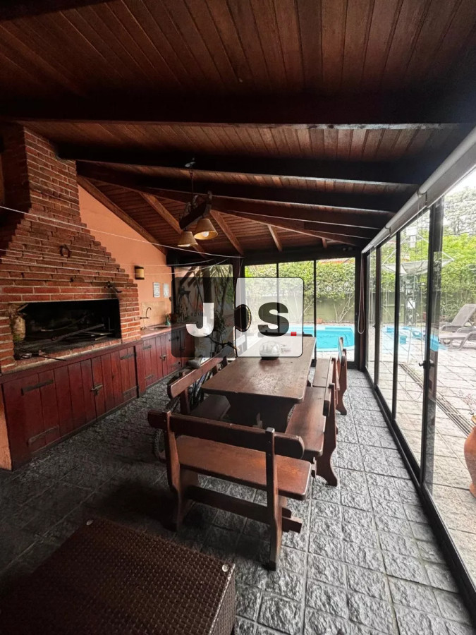 Casa ID.2556 - Venta casa 4 dormitorios 3 baños barbacoa piscina parque batlle