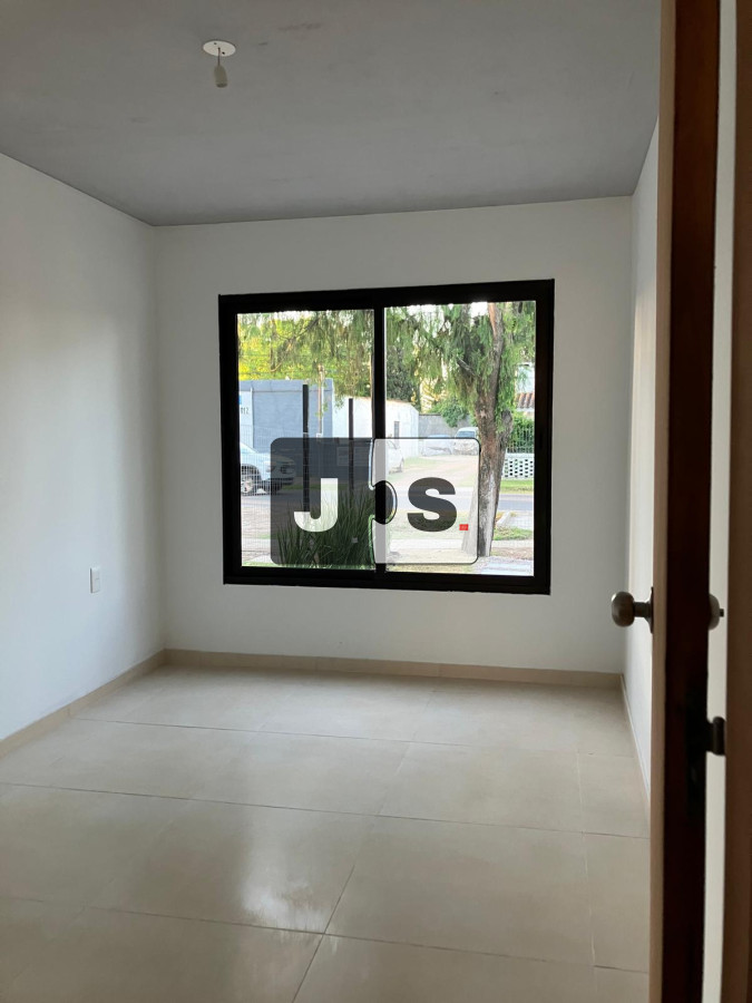 Casa ID.2067 - Venta casa 3 dormitorios Shangrila sur 