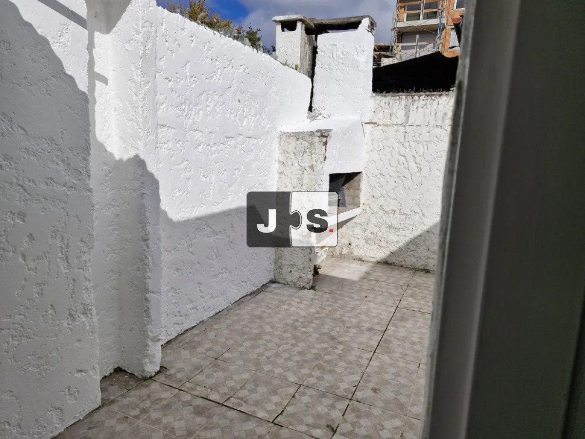 Casa ID.3812 - Alquilo casa 1 dormitorio, Buceo 