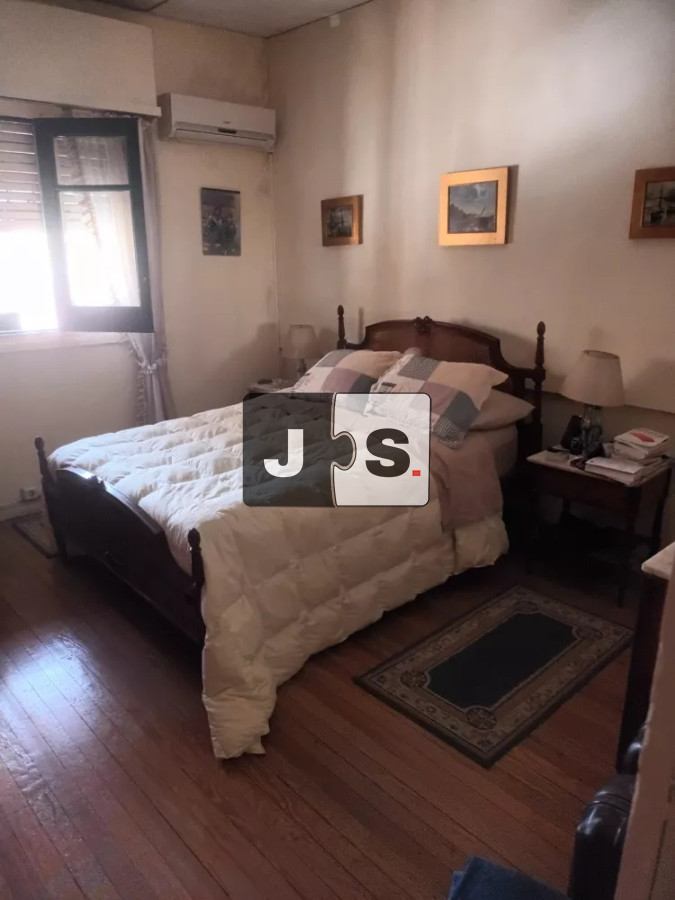Casa ID.2813 - Vendo casa 4 dormitorios Parque rodó