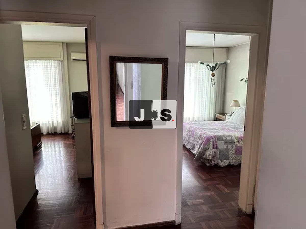 Casa ID.2283 - Casa en Venta con 4 habitaciones, La blanqueada