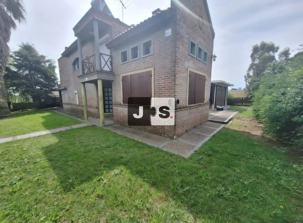 Casa ID.2600 - Casa venta 3 dormitorios Las Piedras Canelones