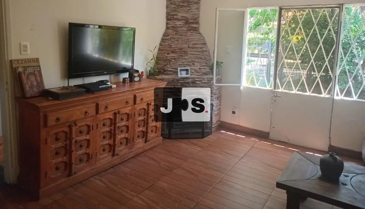 Casa ID.3627 - Venta Casa PH, 4 Dormitorios, 2 Baños, Garaje para 2 Autos, Punta Gorda
