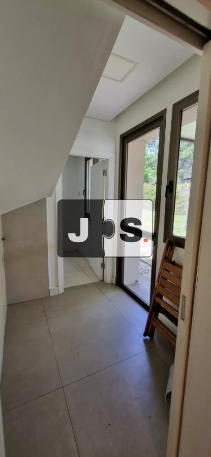Casa ID.50 - Alquiler casa 4 dormitorios Barrio Privado Viñedos de la Tahona.