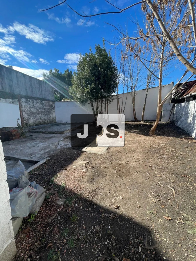 Casa ID.3864 - Vendo casa 2 dormitorios en La Blanqueada 
