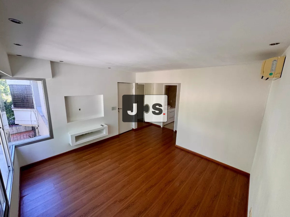 Casa ID.3313 - Alquilo casa 3 dormitorios en Pocitos Nuevo con cochera
