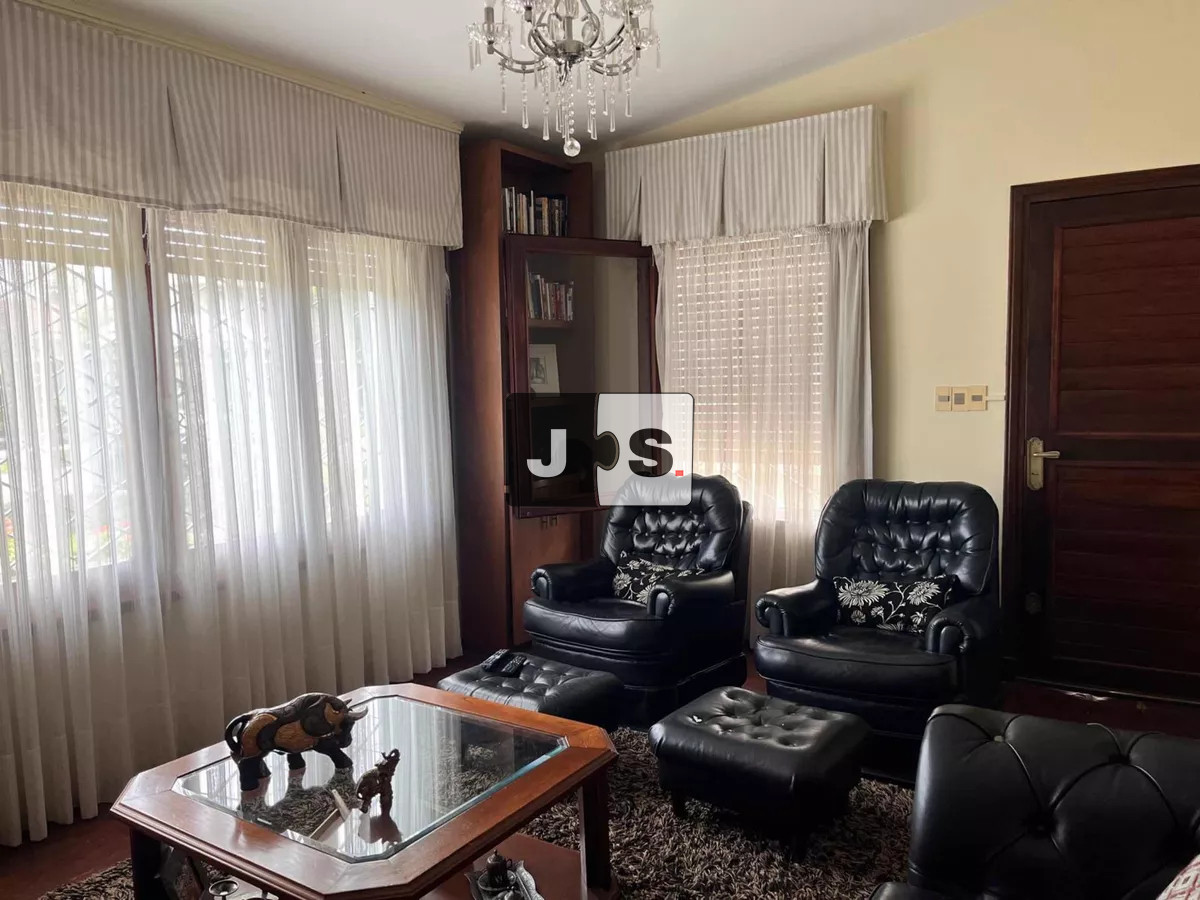 Casa ID.3274 - Venta Casa 3 Dormitorios, 2 baños, Piscina, Barbacoa, Malvin
