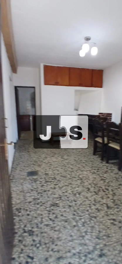 Casa ID.4017 - Alquiler Casa 2 Plantas, 3 Dormitorios, 2 Baños, Parrillero, Santiago Vázquez 