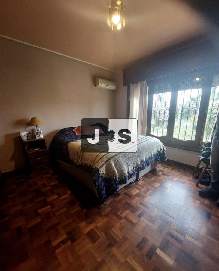 Casa ID.2076 - Venta casa 2 dormitorios más apartamento Lagomar 