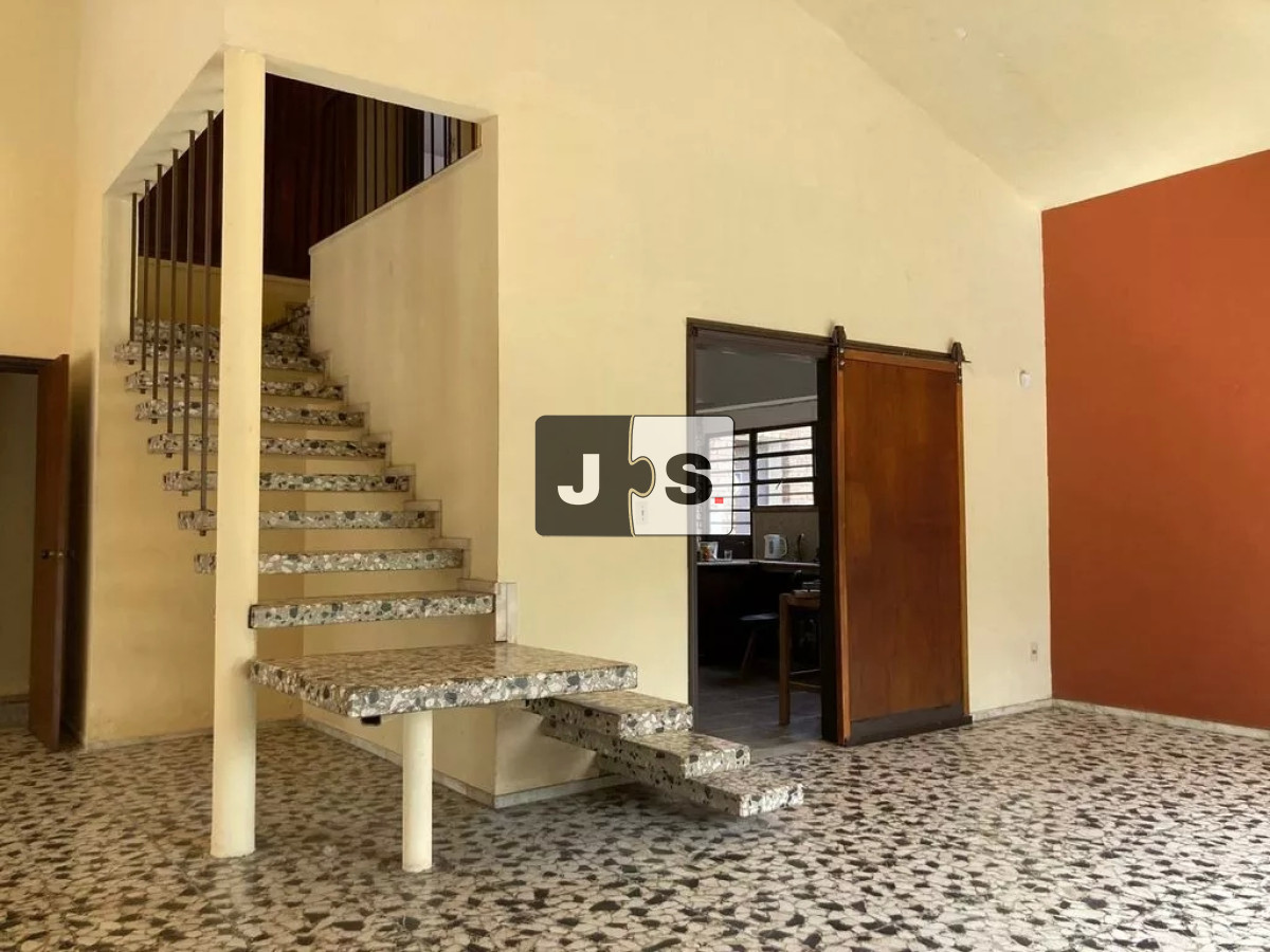 Casa ID.84 - Alquiler Casa 5 dormitorios Carrasco Sur