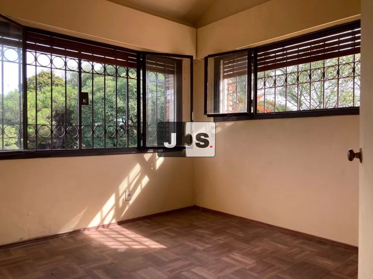 Casa ID.84 - Alquiler Casa 5 dormitorios Carrasco Sur