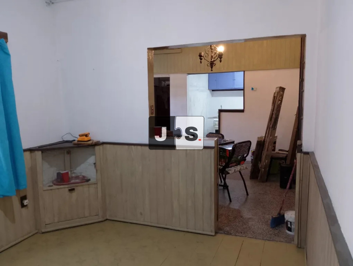 Casa ID.3752 - Vendo casa de 2 dormitorios en el Prado con cochera y jardín