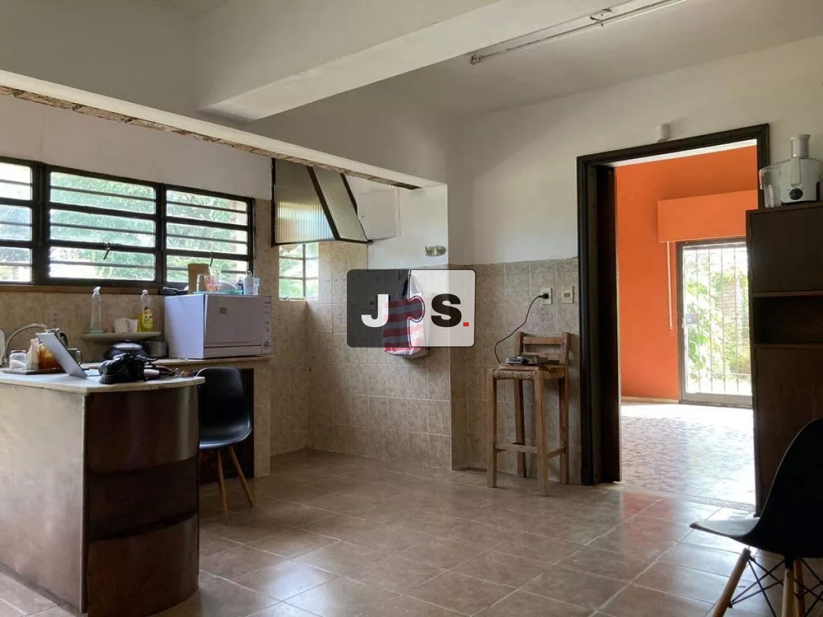 Casa ID.84 - Alquiler Casa 5 dormitorios Carrasco Sur