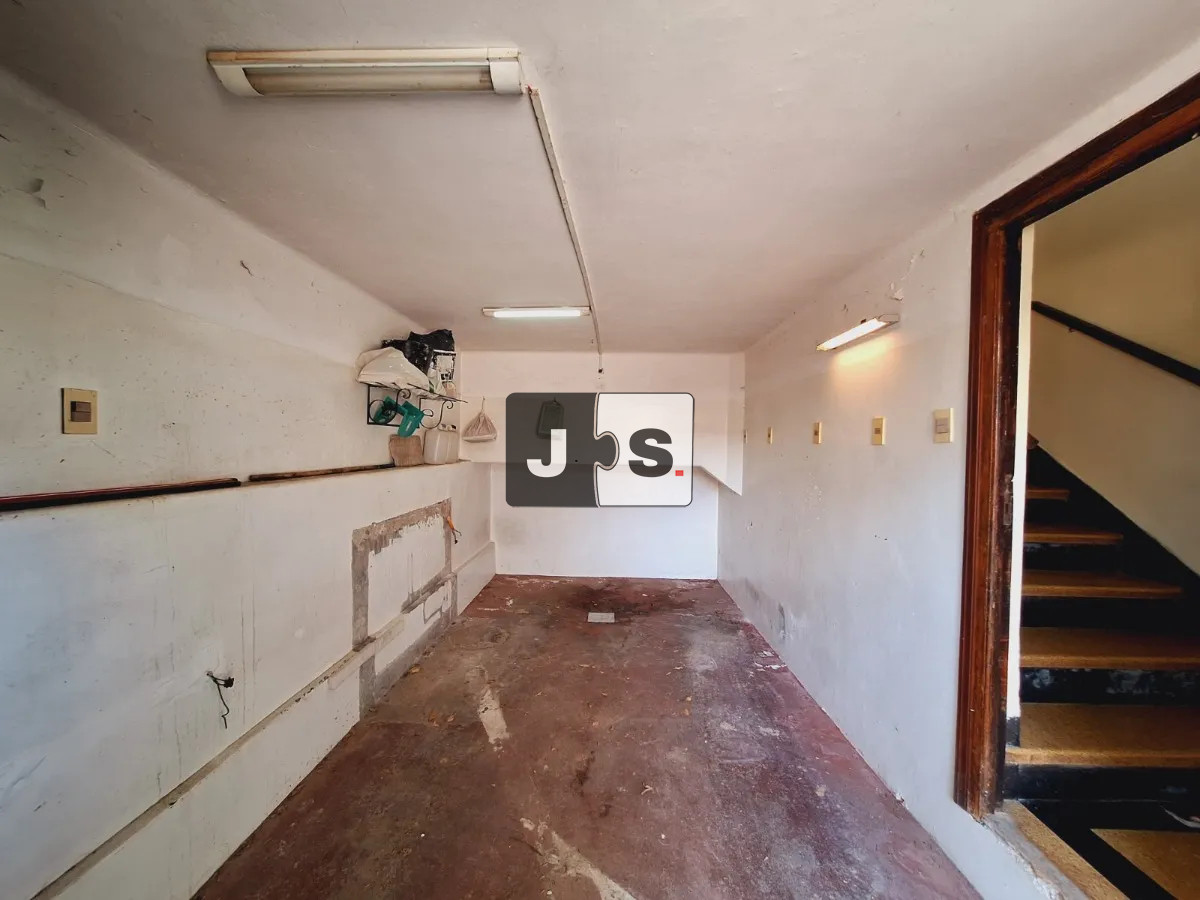 Casa ID.3745 - Vendo casa de 3 dormitorios en Pocitos Nuevo con azotea y cochera