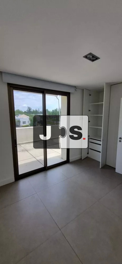 Casa ID.50 - Alquiler casa 4 dormitorios Barrio Privado Viñedos de la Tahona.