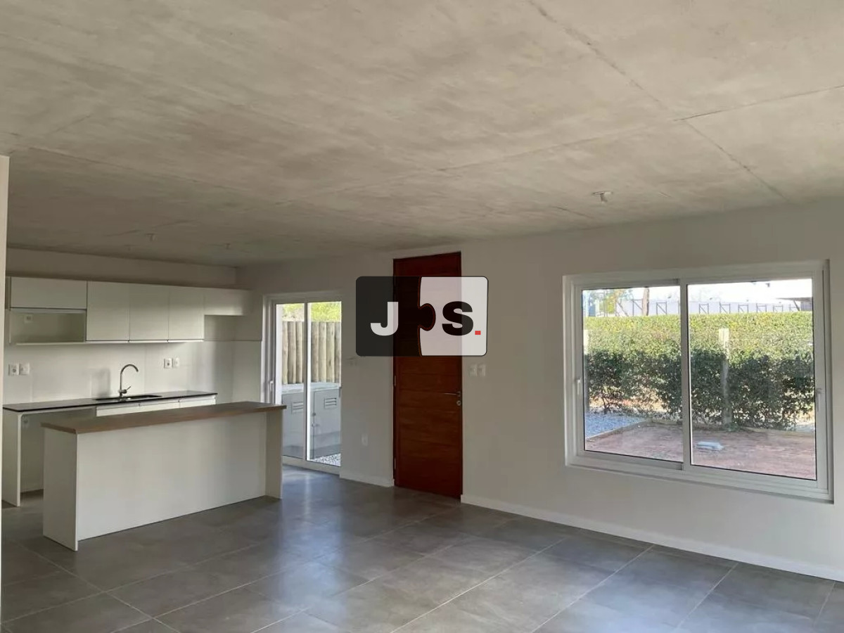 Casa ID.1571 - Venta casa 3 dormitorios Complejo Barra de Carrasco.