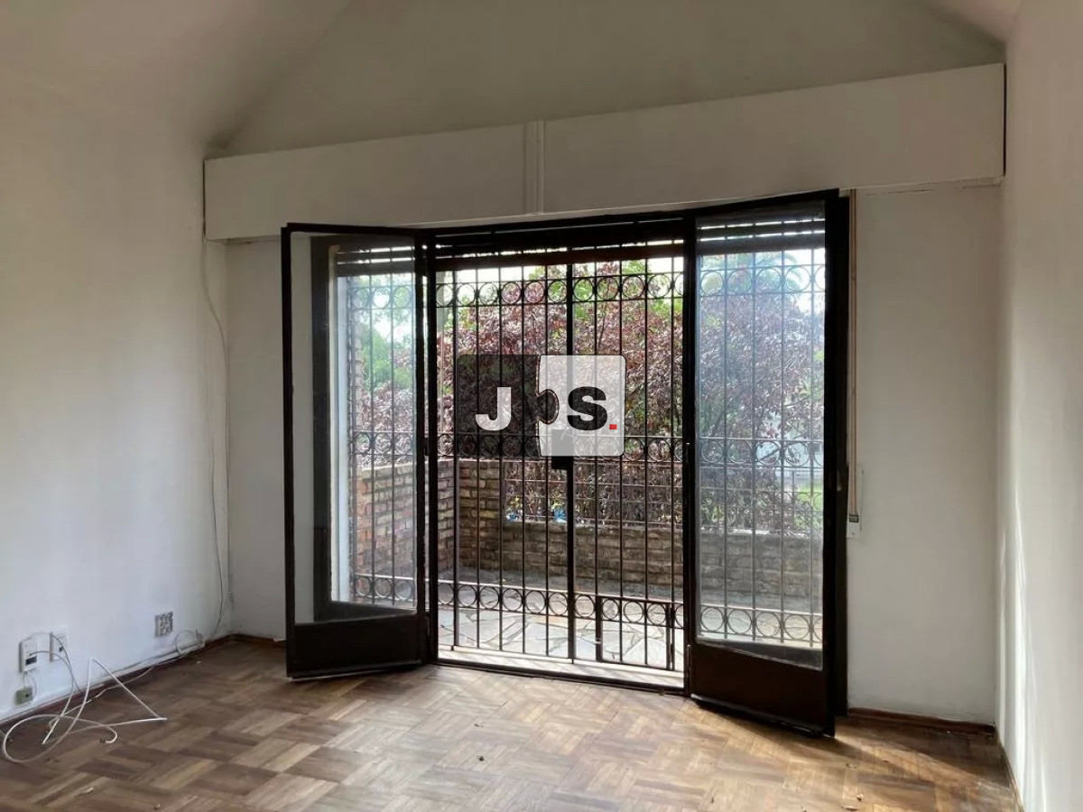 Casa ID.84 - Alquiler Casa 5 dormitorios Carrasco Sur