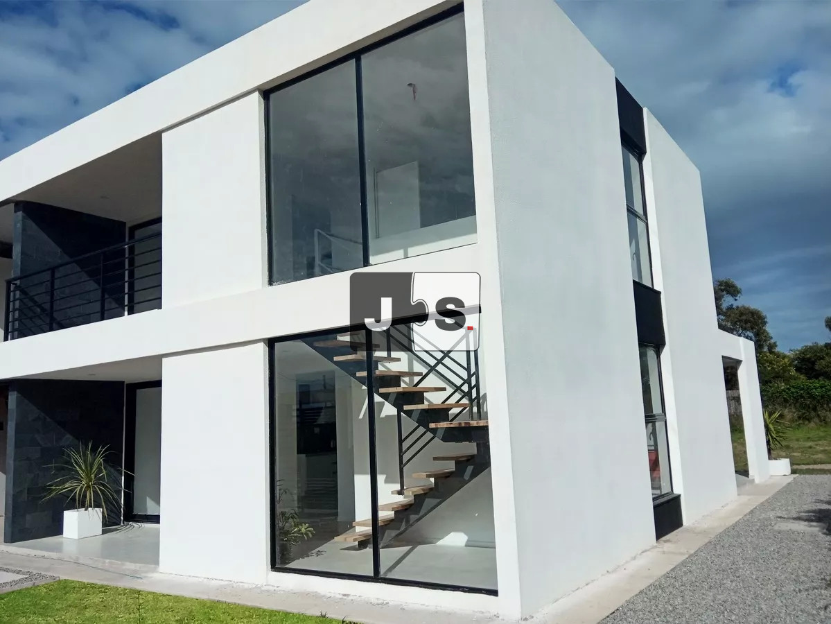 Casa ID.1277 - Casa a Estrenar Punta de Chileno 4 dormitorios 2 baños Punta de Chileno, Maldonado