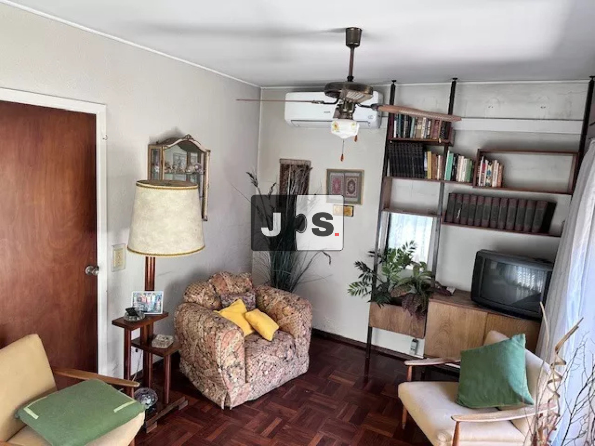 Casa ID.2283 - Casa en Venta con 4 habitaciones, La blanqueada