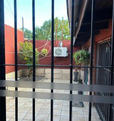 Vendo casa 3 dormitorios en Pérez Castellano con garage y barbacoa!