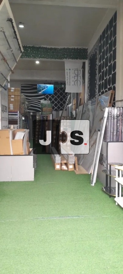 Local Comercial ID.3756 - Alquiler Local comercial, 2 Oficinas, 2 Baños, Unión