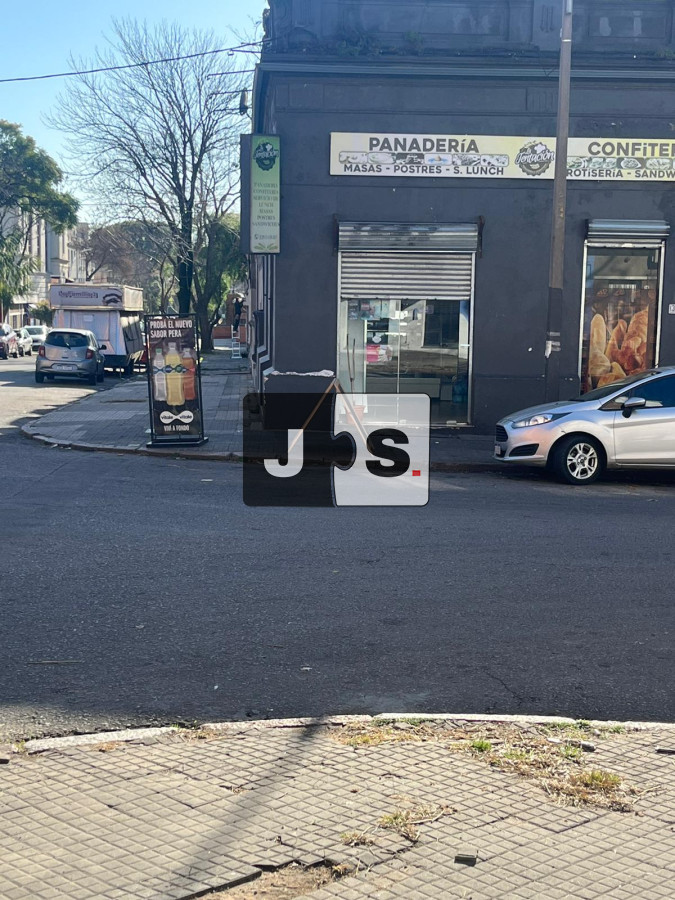 Local Comercial ID.1459 - Venta de Local con Renta en Aguada 