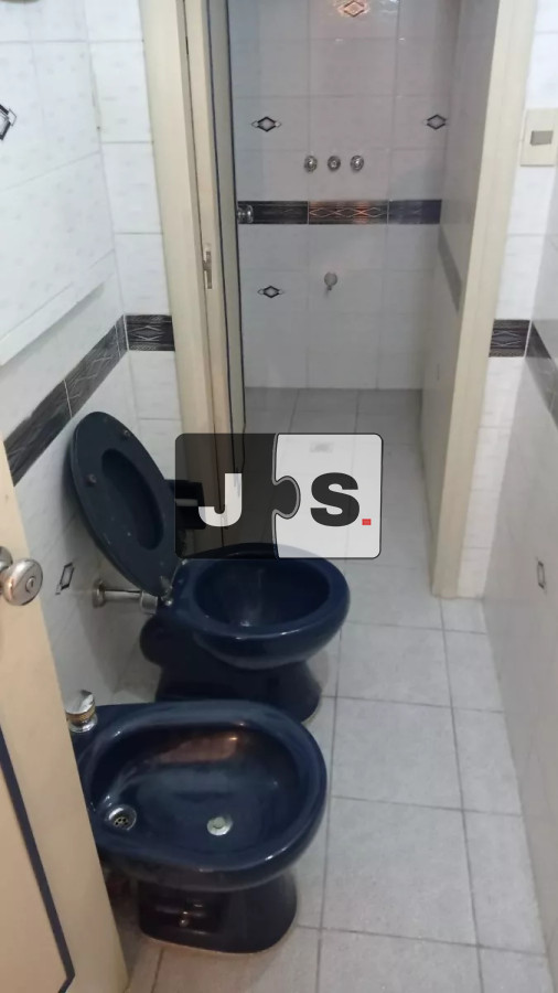 Local Comercial ID.2368 - Vendo local comercial 2 pisos Centro